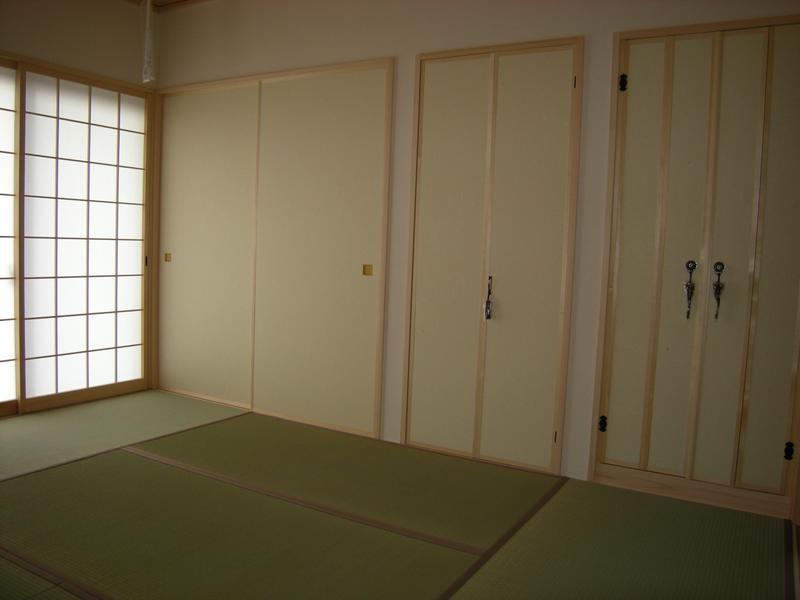 仏間のある落ち着いた和室です。