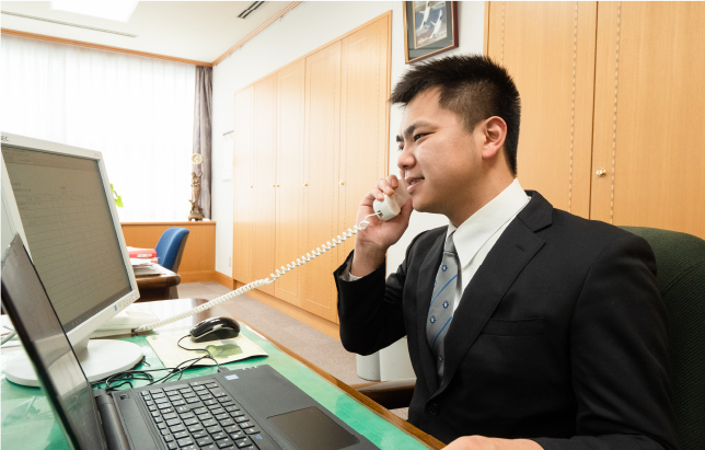 呼び方が「クサカさん」から「小島さん」に。よし、お客様から認められた。